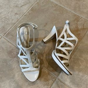 White naturalizer n5 comfort heels